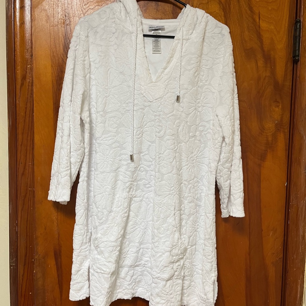 Tommy Bahama White Hooded Tunic with Textured Detail